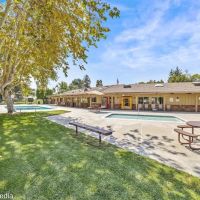 Covina Hills Mobile Home Community ico