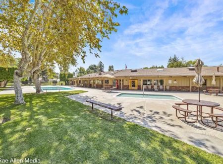 Covina Hills Mobile Home Community
