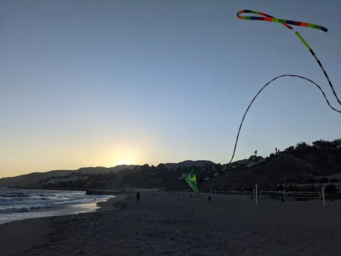 Pacific Palisades Bowl Mobile Estates Picture 8