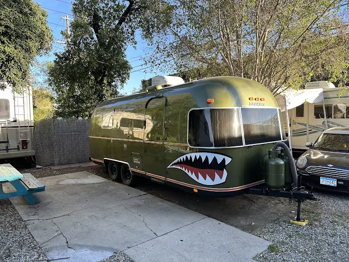 Hollywood RV Park Picture 10