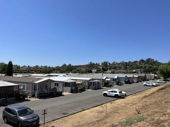 Singing Hills Mobile Estates Picture 5