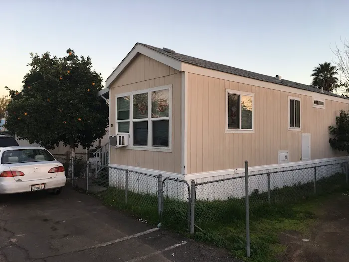 El Cajon Mobile Home Park Picture 3