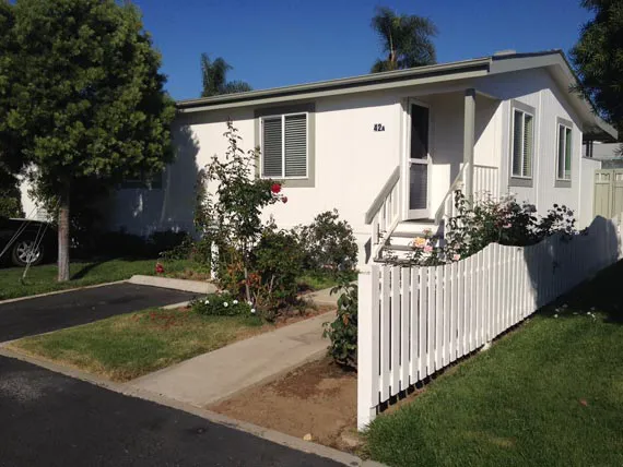 Riviera Mobile Home & RV Park Picture 1