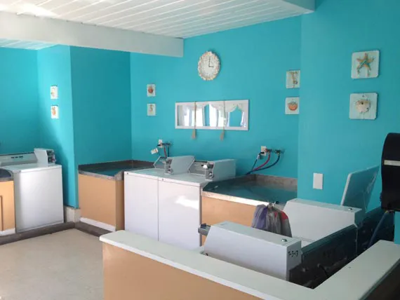 Riviera Mobile Home & RV Park Picture 4