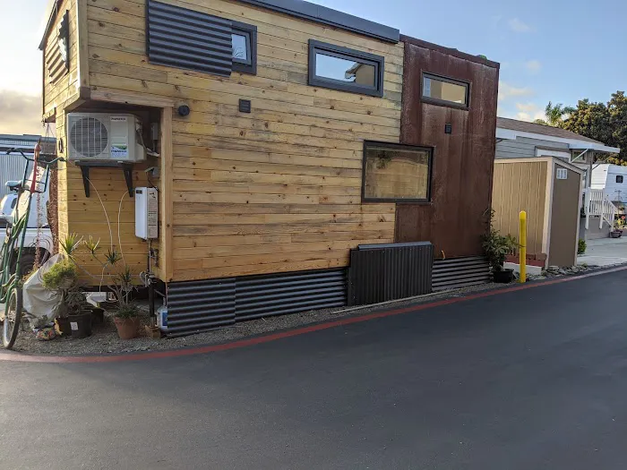 Trailer Rancho Picture 3
