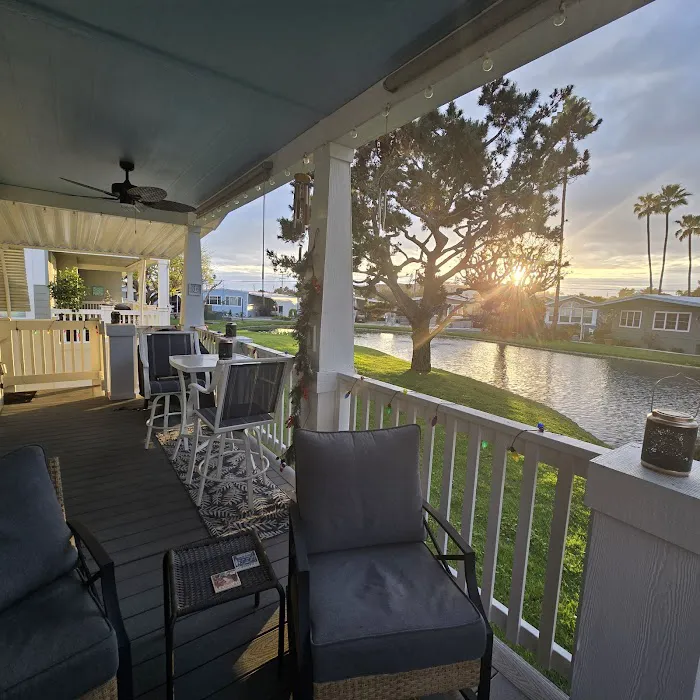 Lakeshore Gardens Mobile Home Picture 6