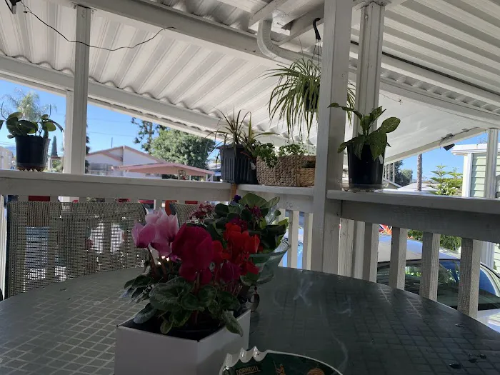 Pepperwood Mobile Home Park (Senior) Picture 4