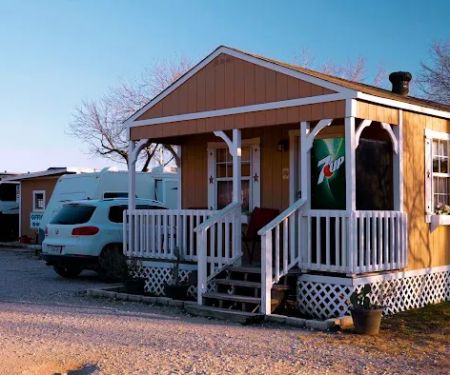 A Country Breeze RV Park