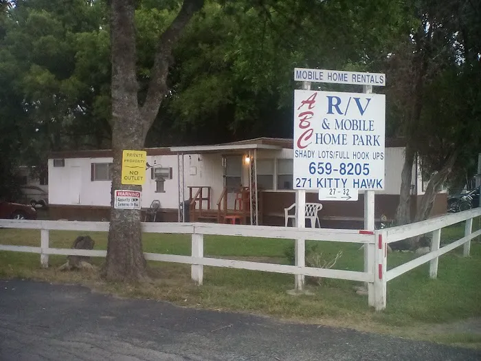 Universal City RV and Mobile Home Park (formerly ABC RV Park) Picture 3