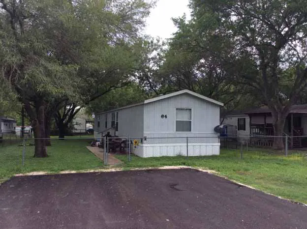 La Coste Village Manufactured Home Community Picture 10