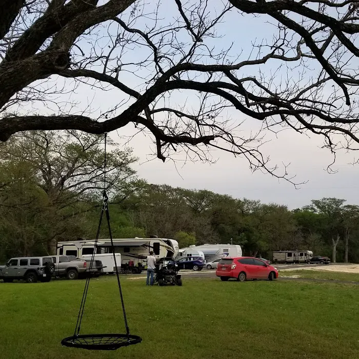 Medina River RV Park Picture 3