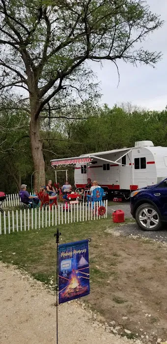 Medina River RV Park Picture 2
