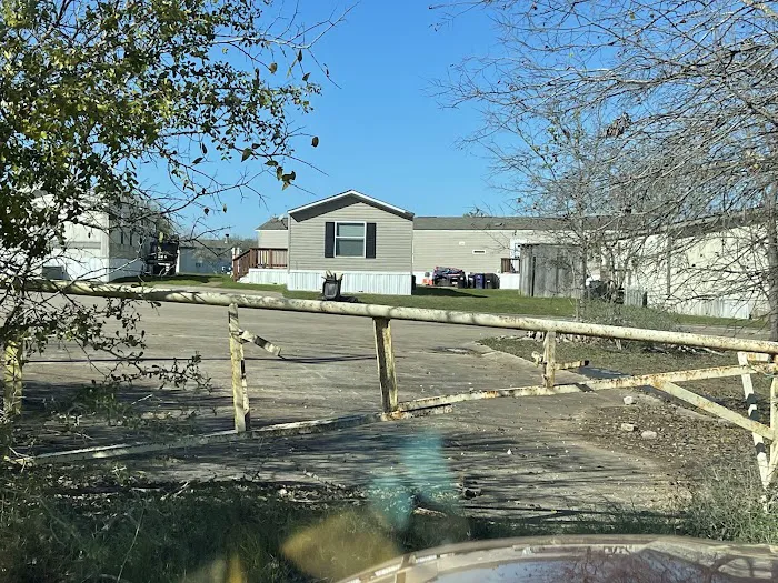 Pecan Grove Picture 2