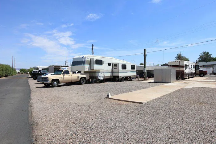Primrose Estates RV Park Picture 8