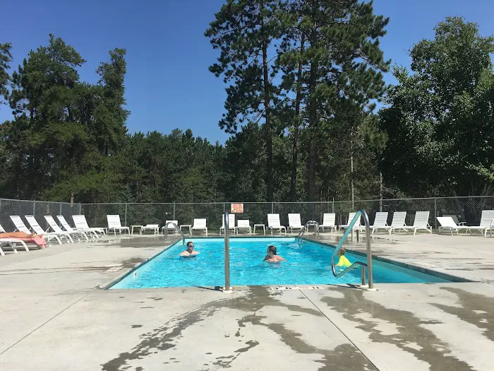 Breeze Campgrounds Picture 1