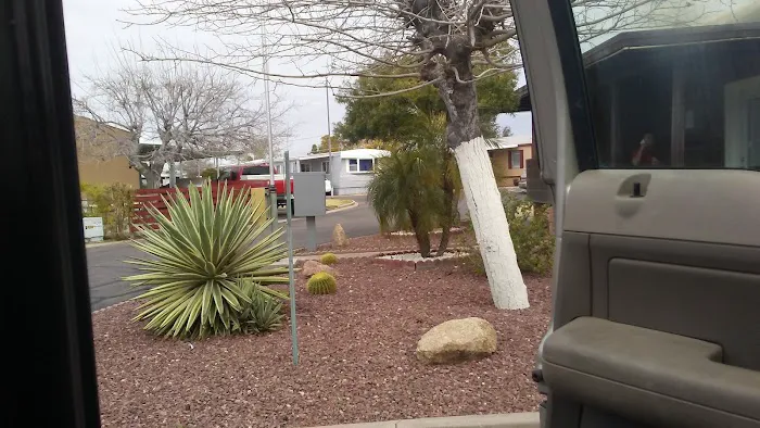 Royal Palms Village Picture 7