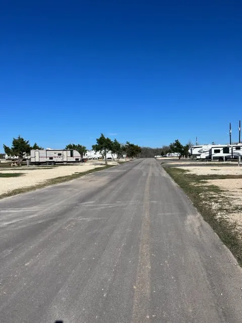 Steelhorn RV Park Picture 7