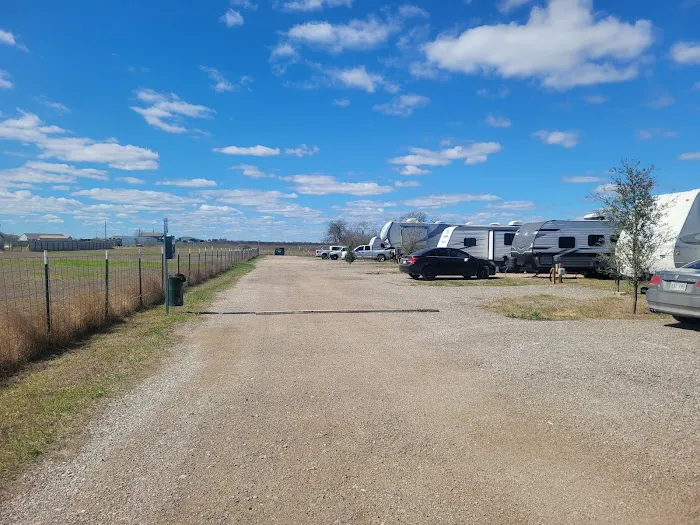 Stork RV Park Picture 9