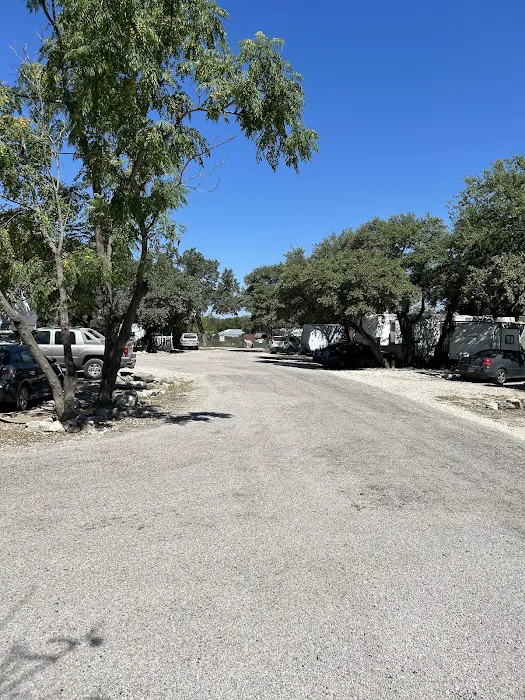 Lakeside RV Park Picture 1