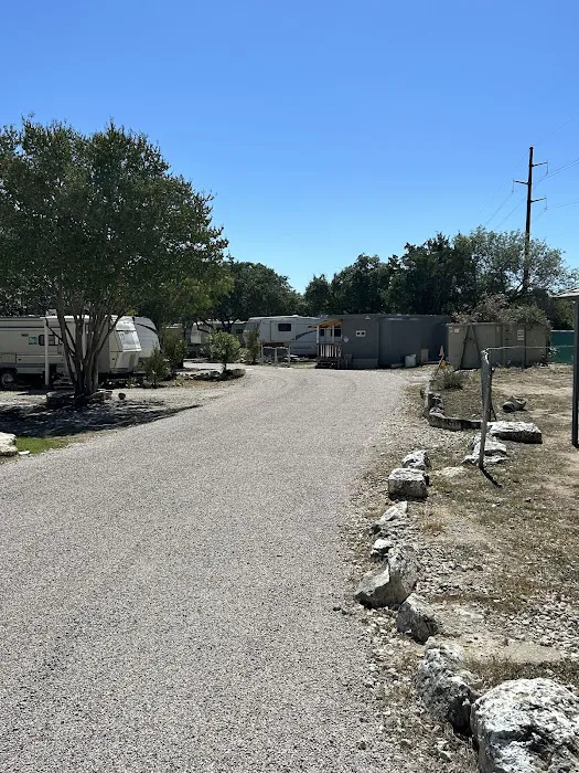 Lakeside RV Park Picture 4