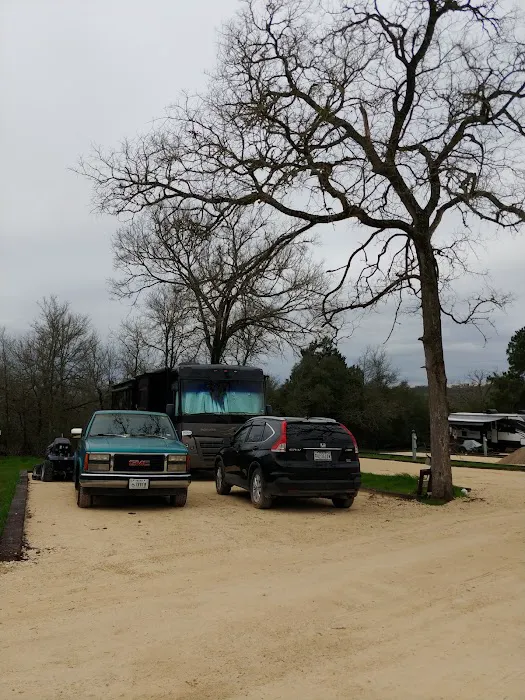Pope Bend N Village RV Park LLC Picture 3