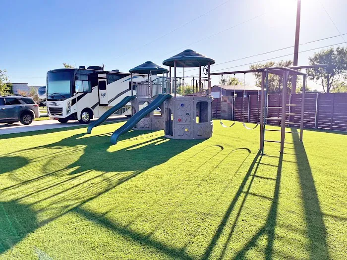 Meadow Lane RV Park Picture 6