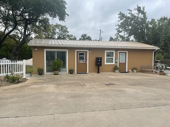 Big Oaks RV Park Picture 2