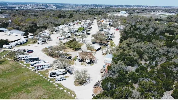 Big Oaks RV Park Picture 3