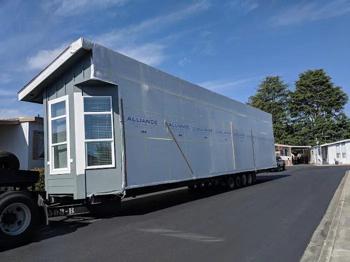 New Frontier Mobile Home Park Picture 7