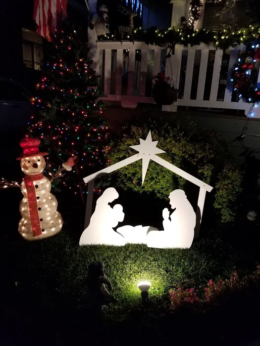 Mary Manor Estates Picture 7