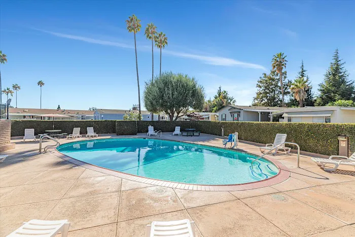 El Dorado Mobile Home Park Picture 4