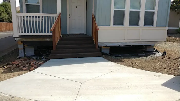 Fairgrounds Mobile Estates Picture 2