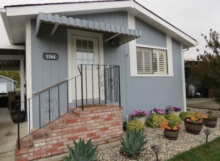 Royal Oaks Senior Mobile Home