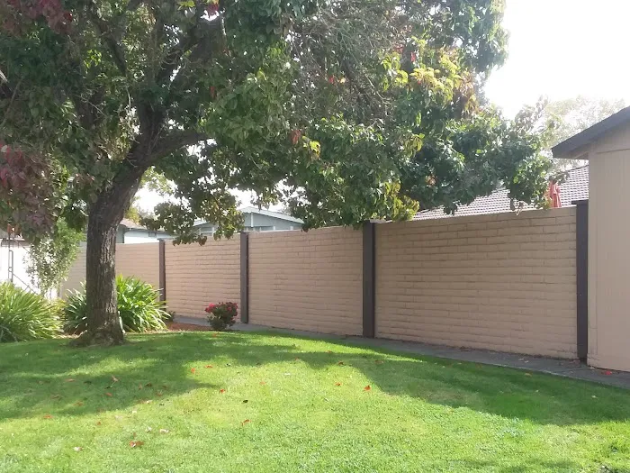 Royal Oaks Senior Mobile Home Picture 8