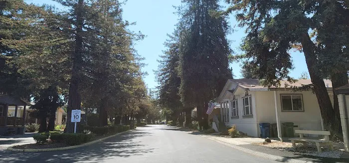 Petaluma Estates Picture 6