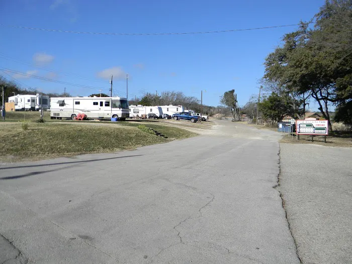 Cove RV Park Picture 2