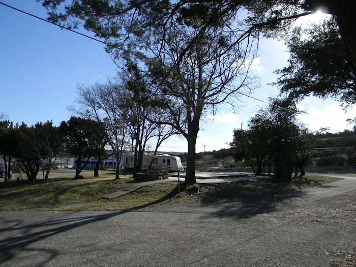 Cove RV Park Picture 7