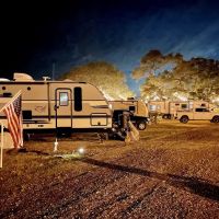 Rolling by the Dozen RV Park ico