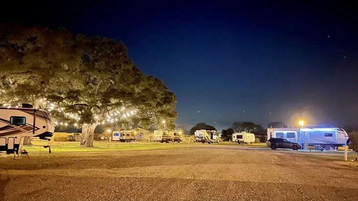 Rolling by the Dozen RV Park Picture 2