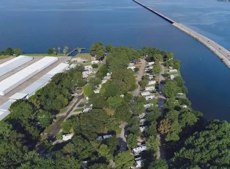 Sunset Shores On Lake Conroe