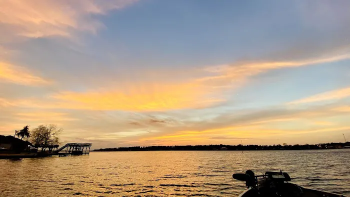 Sunset Shores On Lake Conroe Picture 8