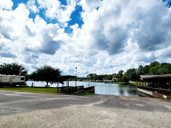 Lochness Marina & RV Park Picture 10