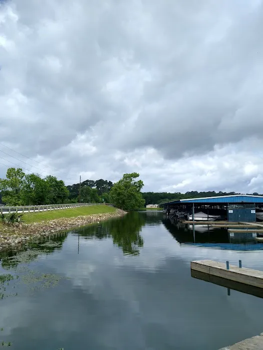Stow-A-Way Marina and RV Park Picture 10