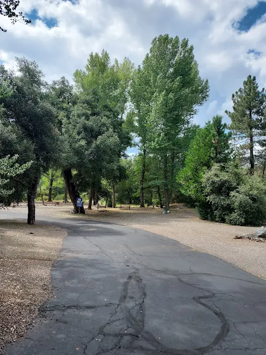 Pinezanita RV Park & Campgrounds Picture 2