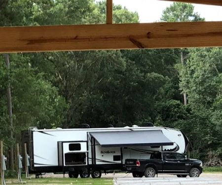 The Pines on Lake Conroe RV Park