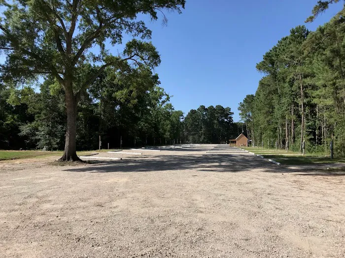 The Pines on Lake Conroe RV Park Picture 2
