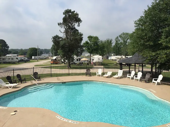 Venice on the Lake RV Park Picture 1