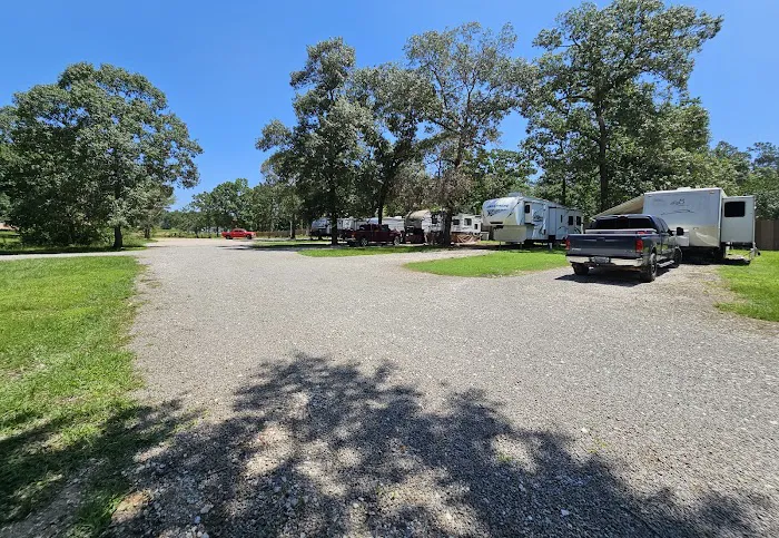 High and Dry RV Park Picture 6