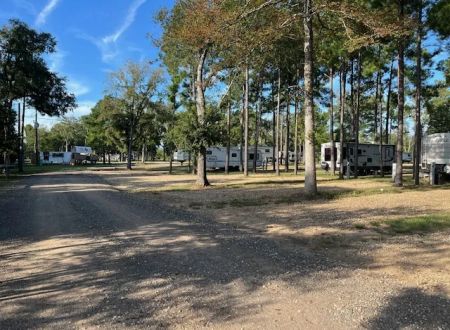 Old Wagon Trail RV Park