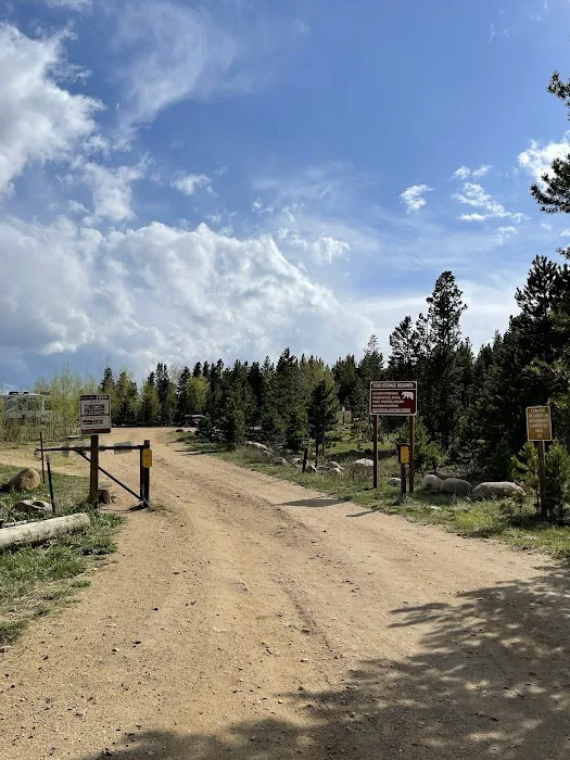 West Magnolia Trailhead Picture 3